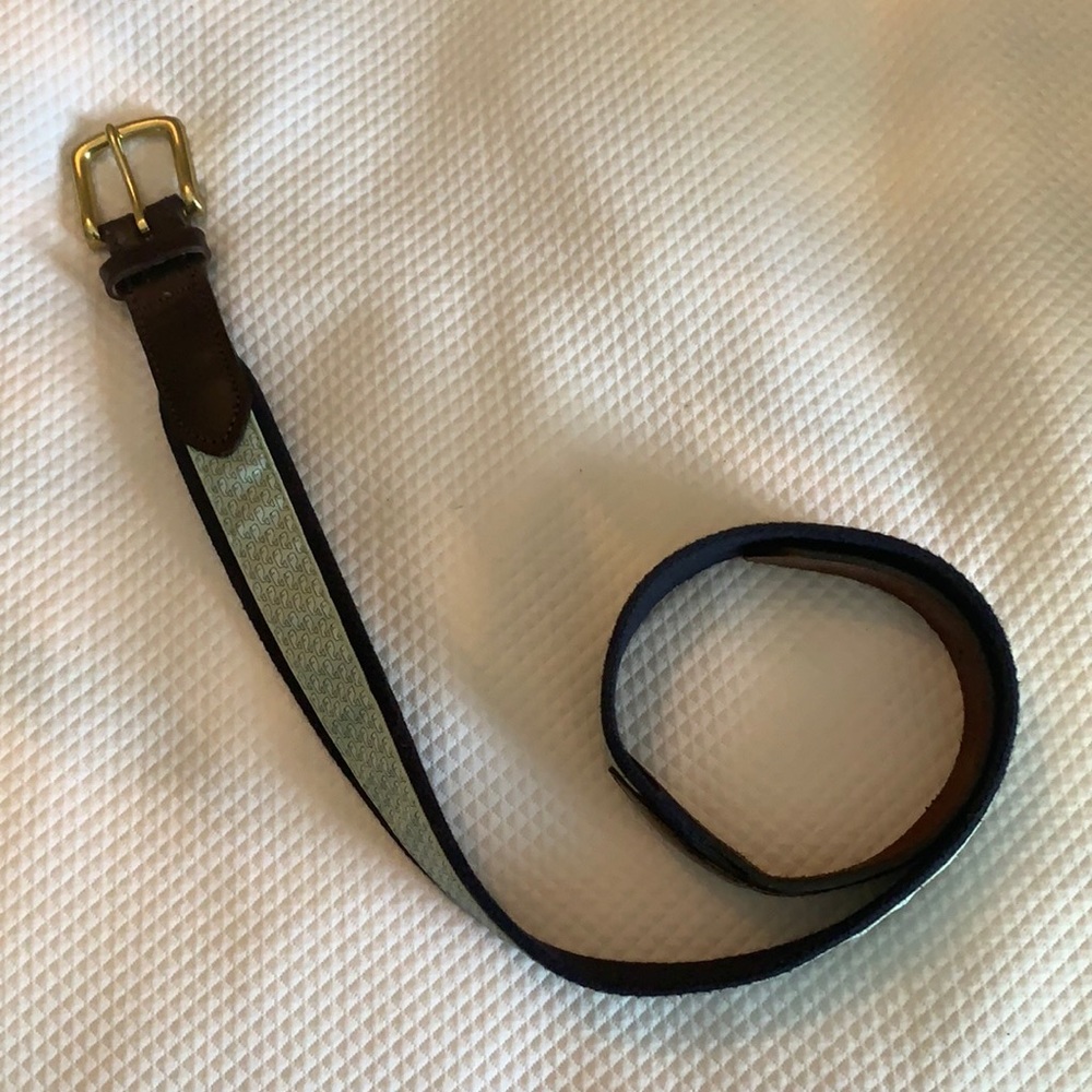 Mint green vineyard vines belt